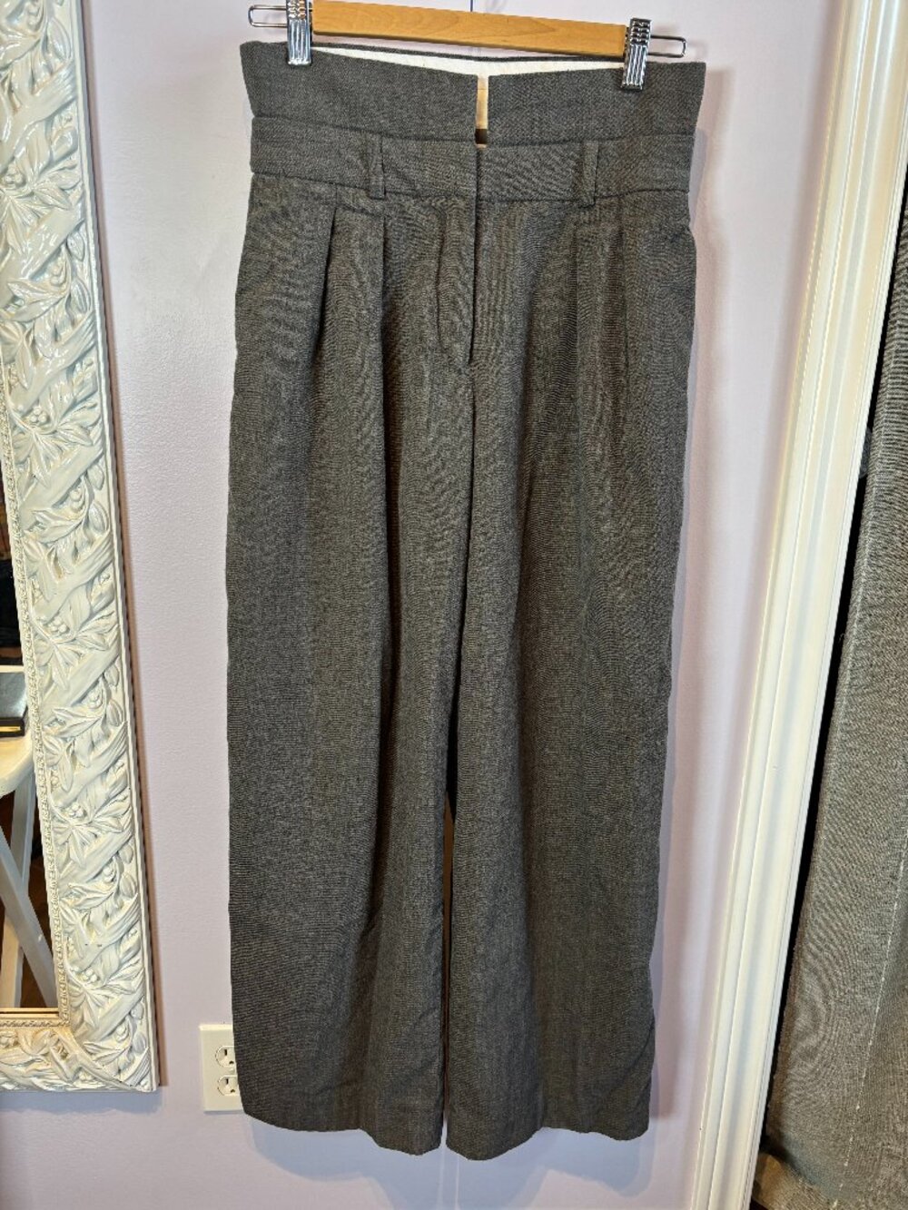 Babaton Wool High Waist Pleated Wide Leg Chic Pants Size 2